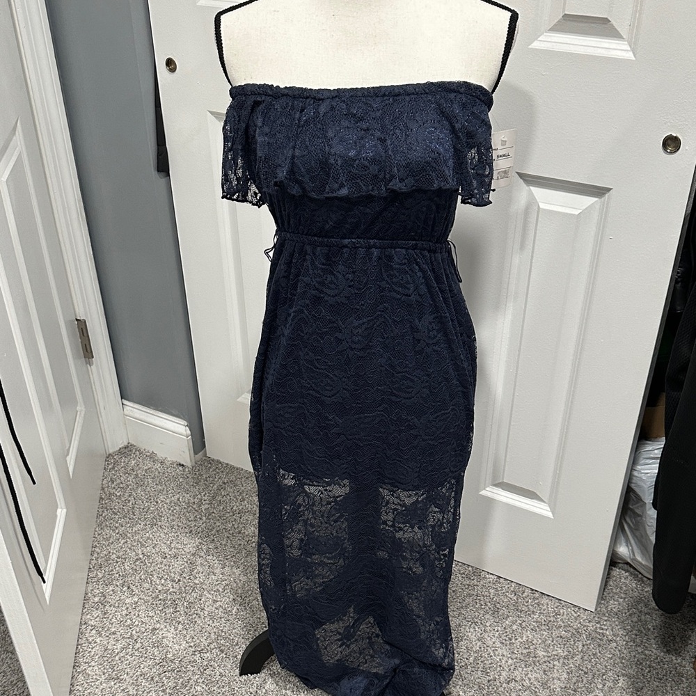 Elegant Navy Off-Shoulder Lace Dress